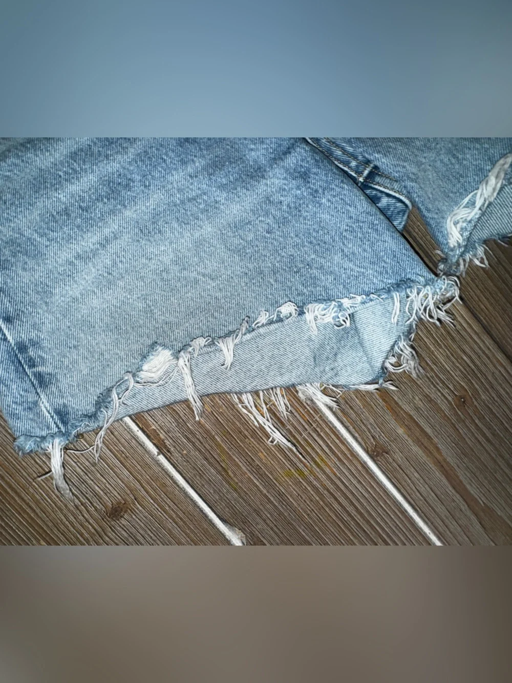 Agolde Parker Long high-Rise Light Blue distressed Denim Shorts